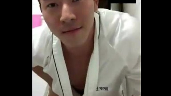 Anh trai nứng buồi tự sóc lọ cực kỳ sung