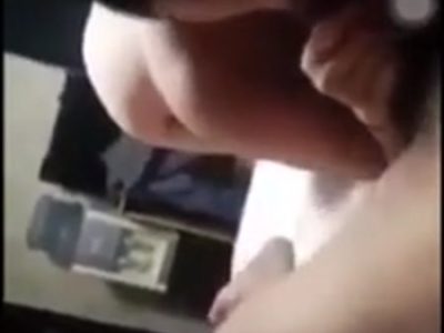 Em nhân viên khách sạn lộ cilp bú cặc cho anh yêu cực đã