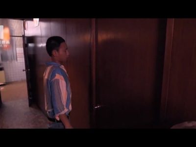 Thanh niên mới lớn cân chị gái hàng múp lồn dâm địt kiểu doggy cực phê