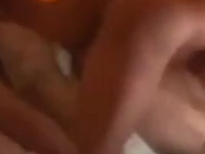 Con em lồn dâm quá chơi địt tập thể nát lồn em rồi