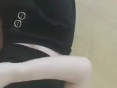 Bắt em quỳ rồi bú cu cho anh cực nhiệt tình sướng tê buồi anh cực phê