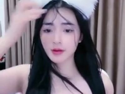 Em gái xinh trắng nõn ngon quá show hàng cực nét