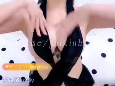 Em gái vú bự lồn dâm nứng lồn tự sướng cực phê