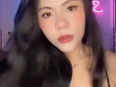 Livestream show cặp vú bự cho cánh mày râu dâm quá