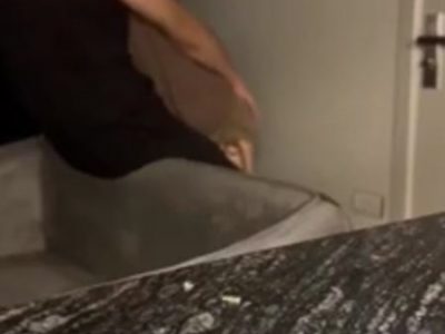 Gái xinh bú buồi cho anh trai cực sung sướng tê buồi dâm