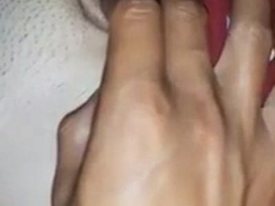 Show hàng em gái rau sạch lồn múp không lông cực phê