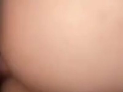 Nhét cặc vào lồn dâm vú bự địt cực sung sướng rên cực phê