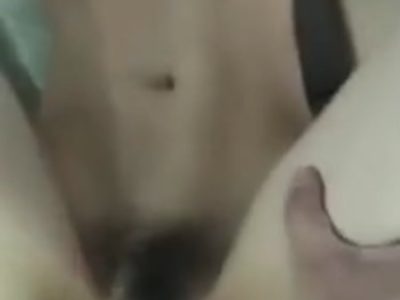 Đụ tung lồn em gái cực sung sướng rên dâm dục