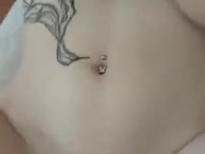 Nện con bồ dâm dục lồn khít quá chỉ muốn xuất tinh ngập lồn em