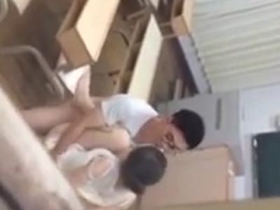 Quay lén cô giáo địt nhau với học sinh trong lớp