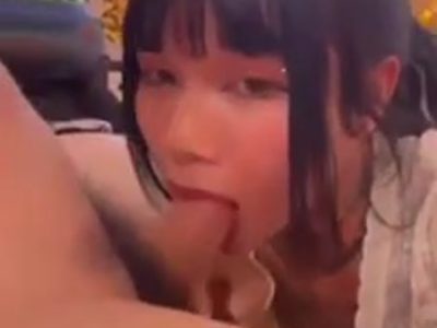 Bé nhân viên bú buồi thổi kèn khoai to cực đã