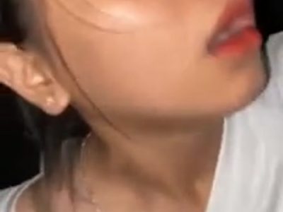 Buồi bự đút lồn cô em xinh không bao dâm qúa