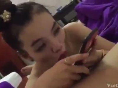 Con em gái xinh ngọt nước bú buồi khoai to ngon lành cực phê