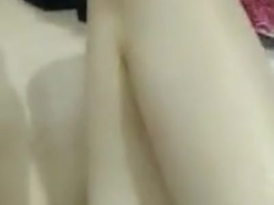 Đâm lút cán vào lồn dâm non rên dâm quá